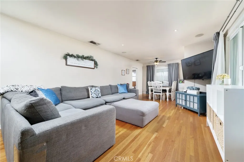650 W Bonnie Brae Court