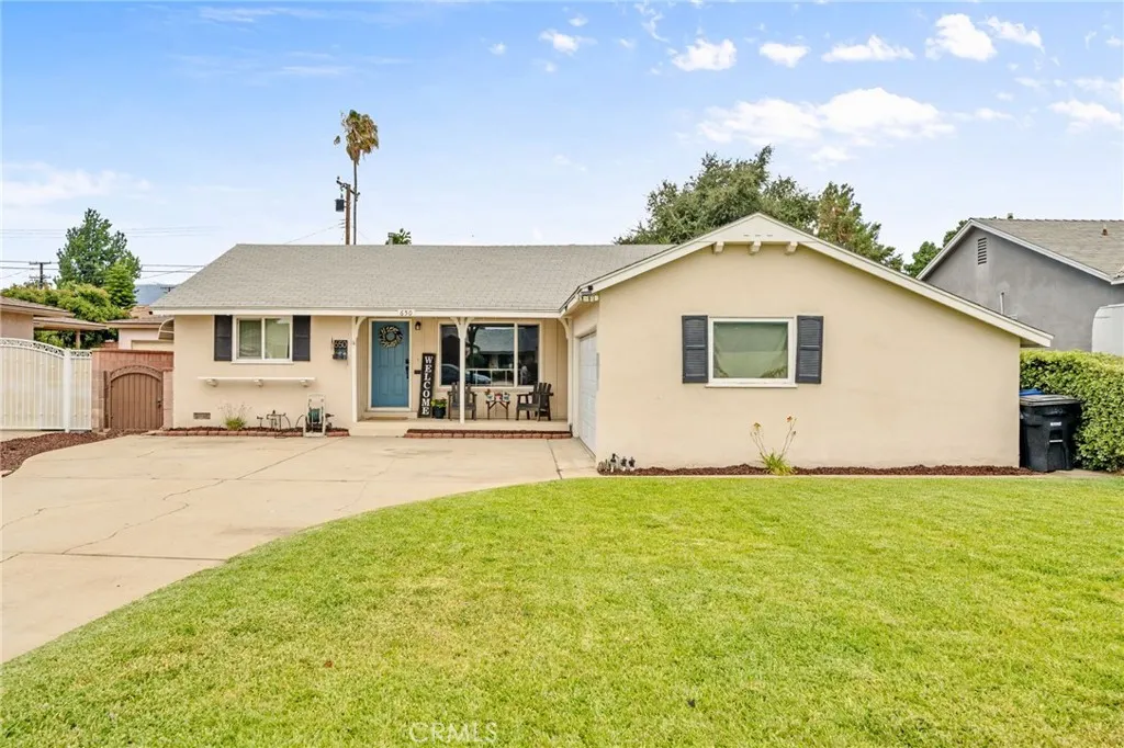 650 W Bonnie Brae Court