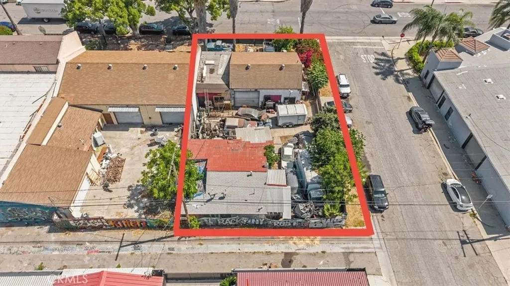 1293 W 2nd Street