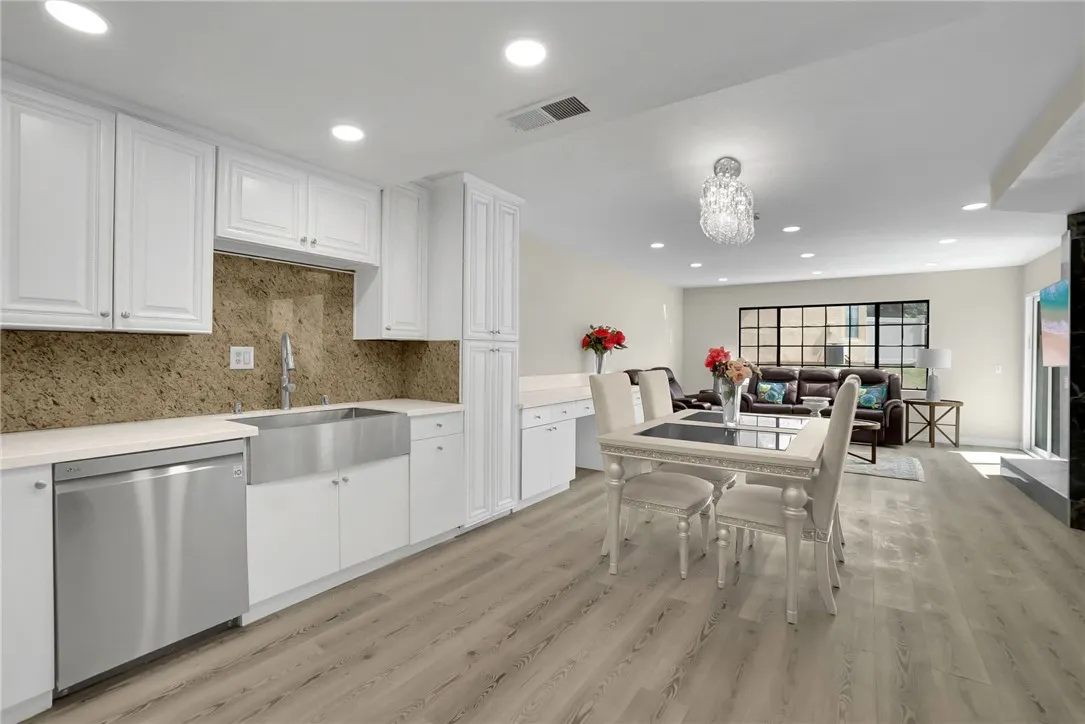 3658 Ivory Lane