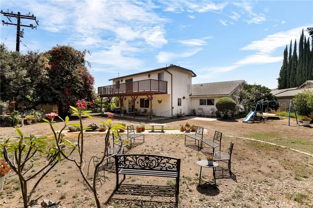 3557 Brookridge Road