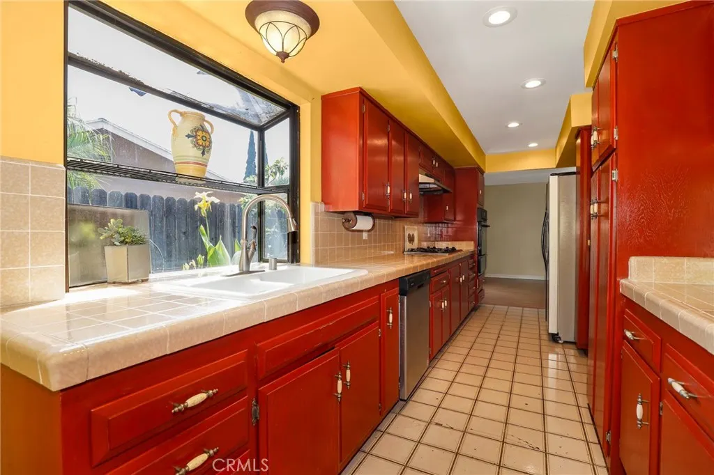 3557 Brookridge Road