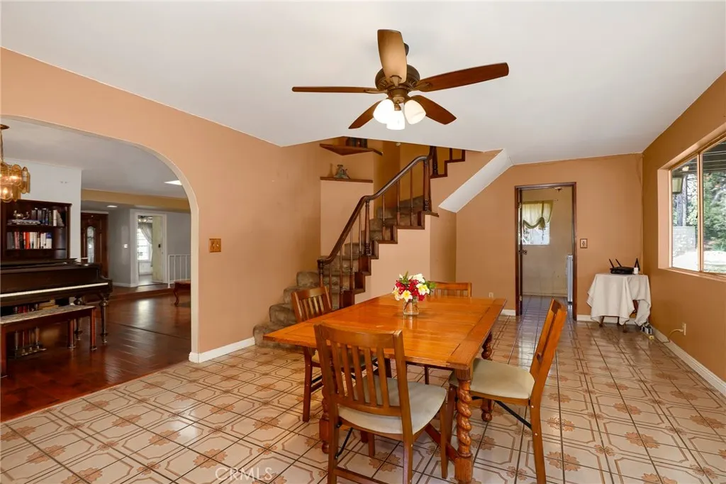 3557 Brookridge Road