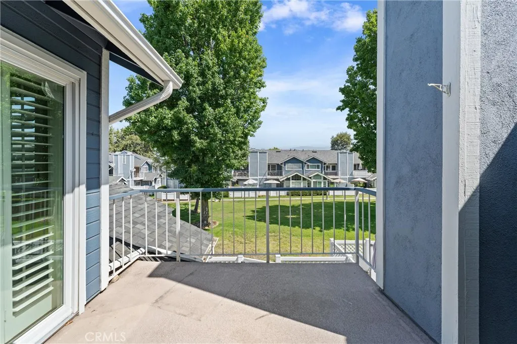 140 N Glendora Avenue