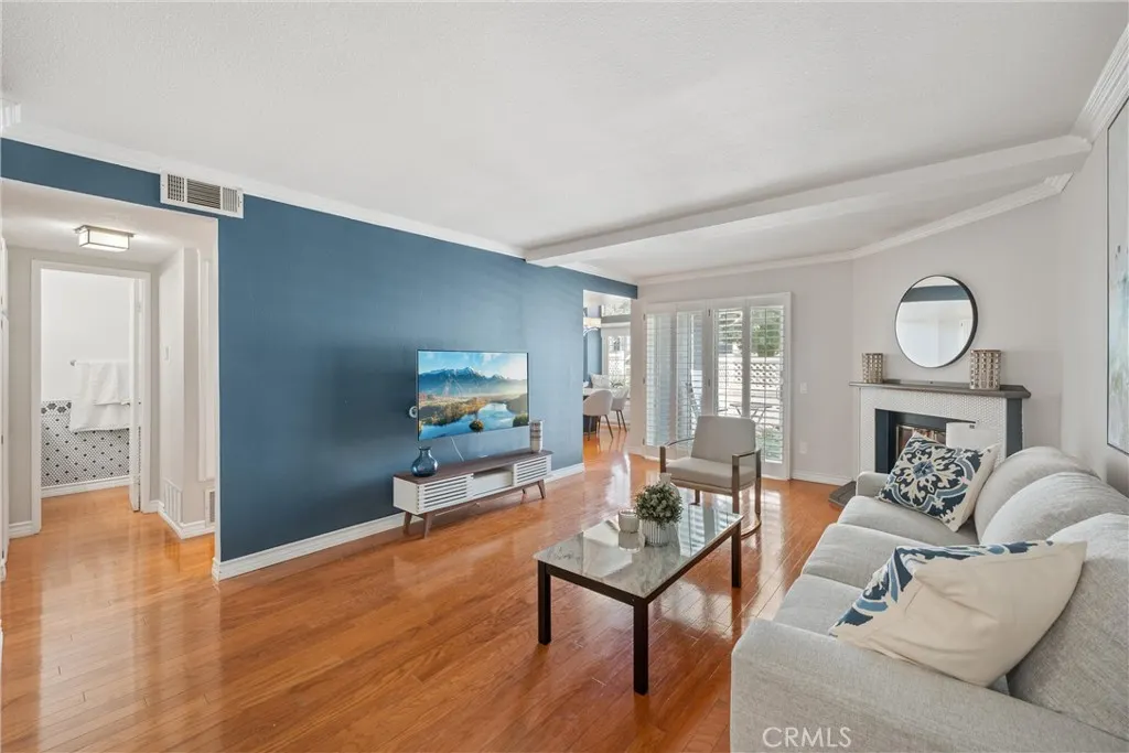 140 N Glendora Avenue