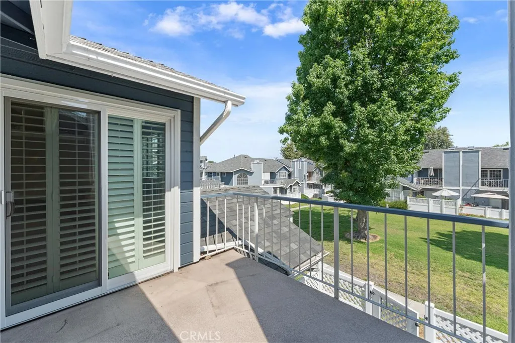 140 N Glendora Avenue
