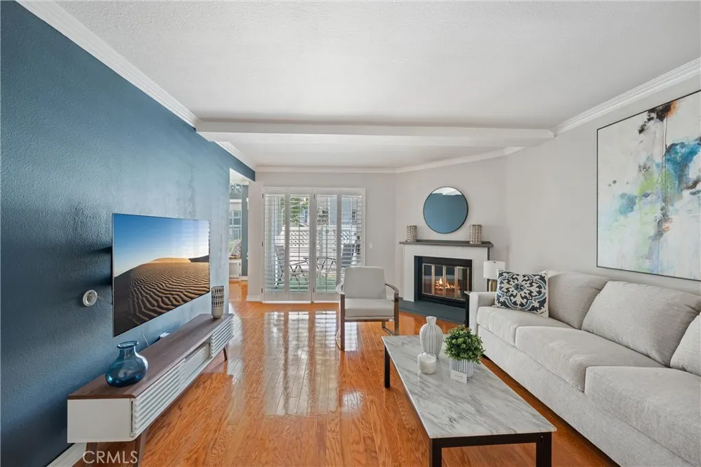 140 N Glendora Avenue