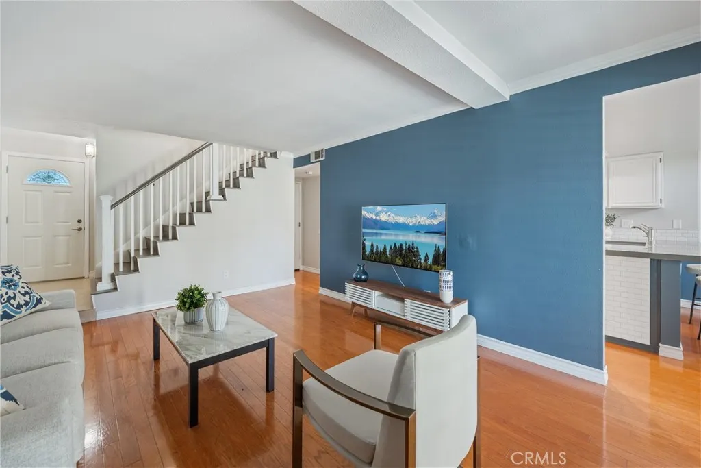 140 N Glendora Avenue