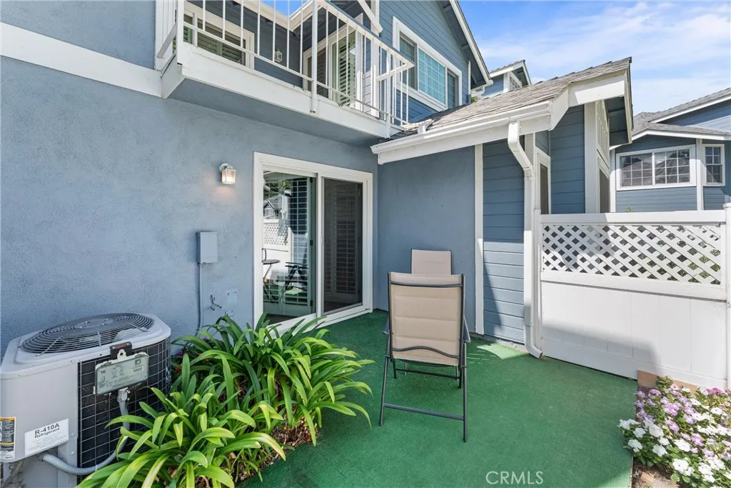 140 N Glendora Avenue