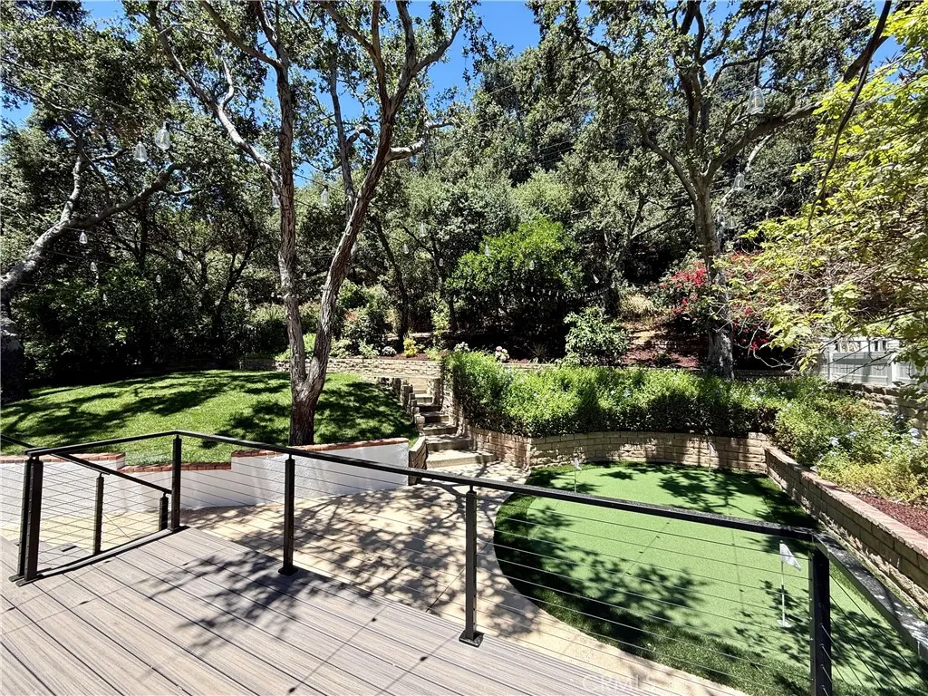 1979 Fernridge Drive