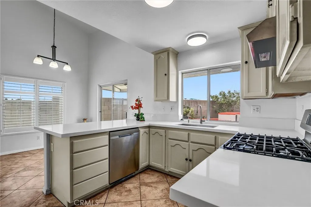 12803 Pinhiero Place