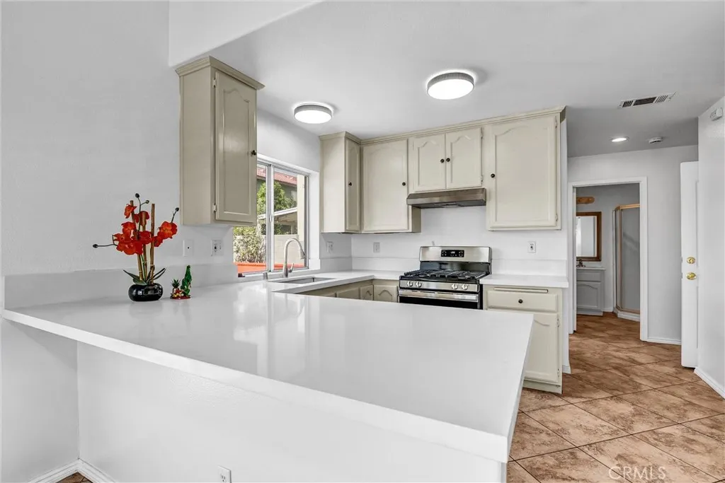 12803 Pinhiero Place