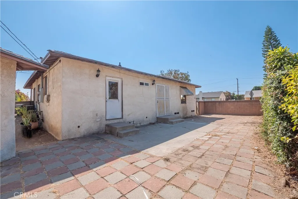 2306 W Cedarwood Street