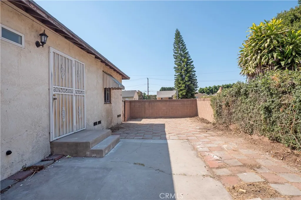 2306 W Cedarwood Street