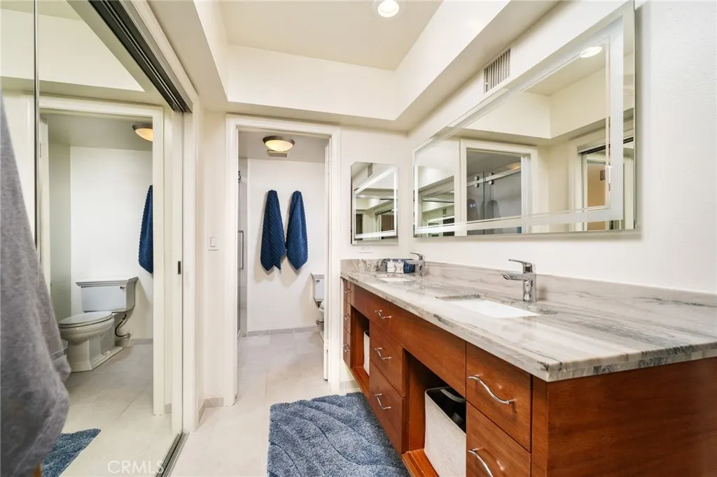 2409 Crescent View Drive