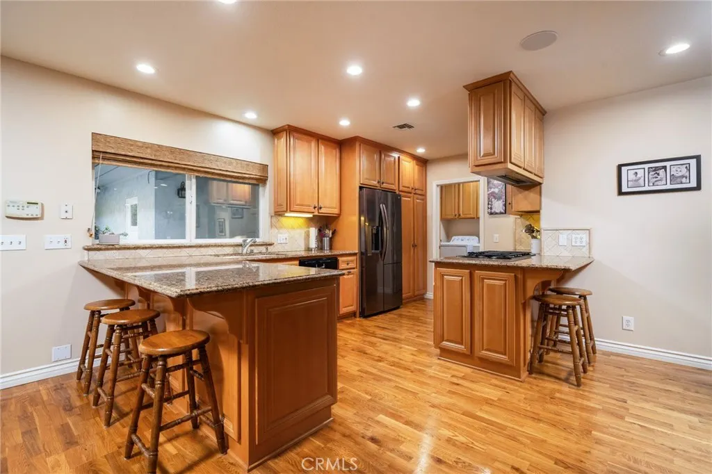 2409 Crescent View Drive