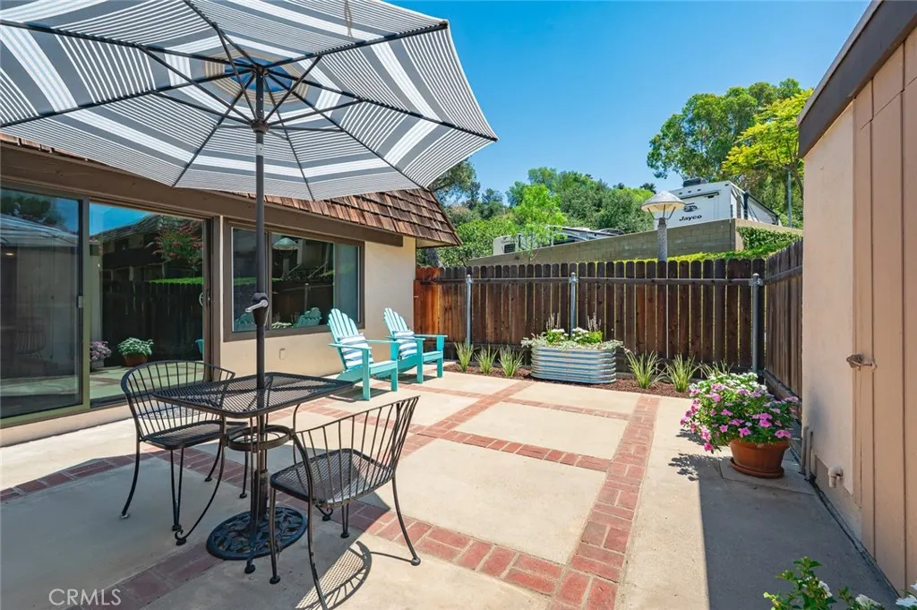 664 Driftwood Lane