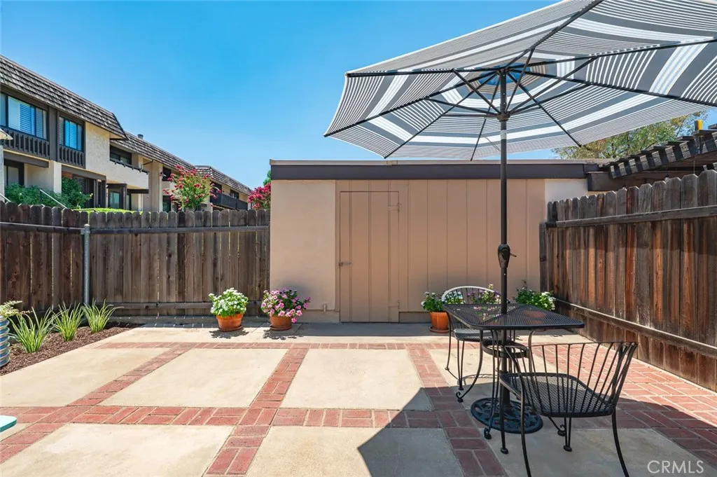 664 Driftwood Lane