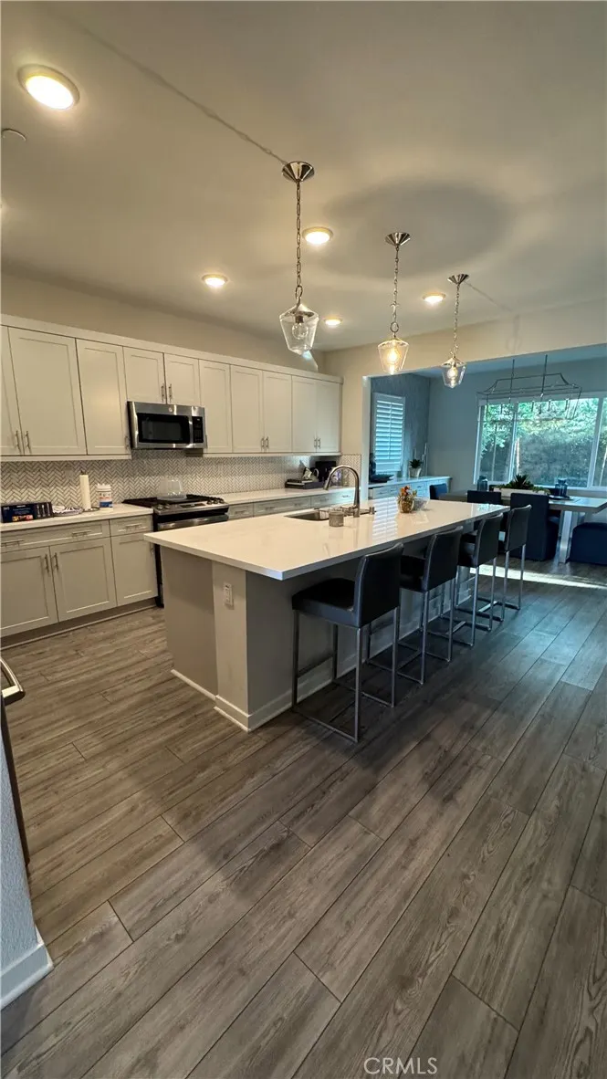 2621 E Clara Lane