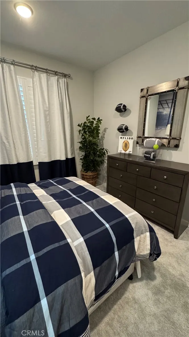 2621 E Clara Lane