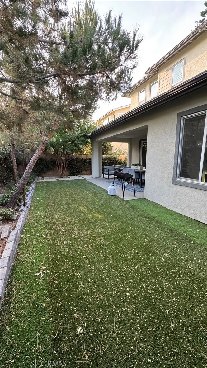2621 E Clara Lane