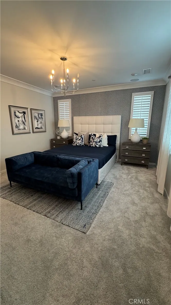 2621 E Clara Lane