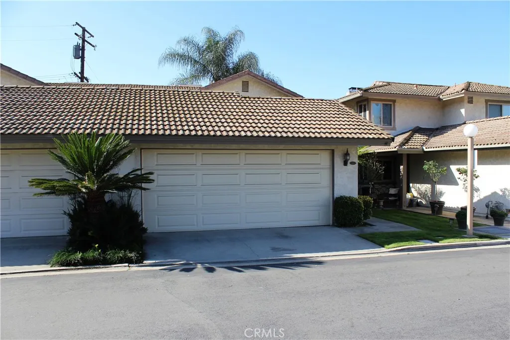132 Oak Forest Circle