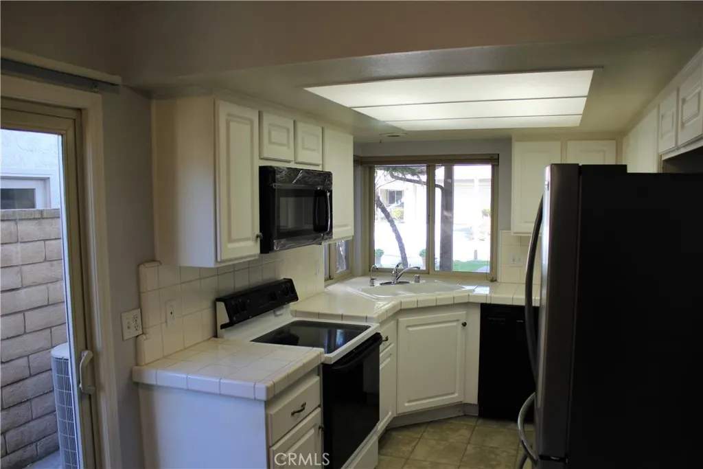 132 Oak Forest Circle