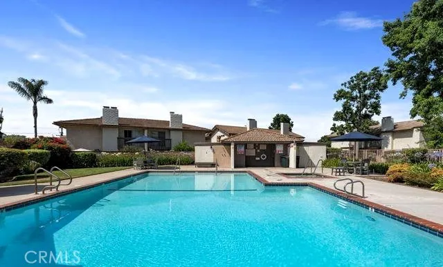 132 Oak Forest Circle