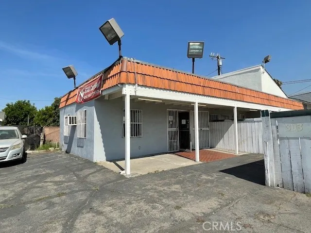 803 E Holt Boulevard