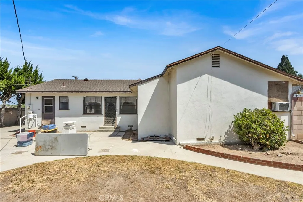 2106 E Cortez Street E