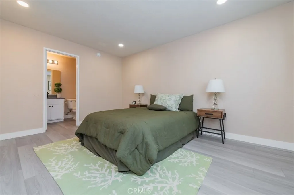 1309 W Mission Boulevard, #127