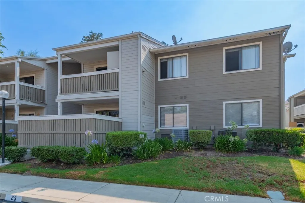 1309 W Mission Boulevard, #127