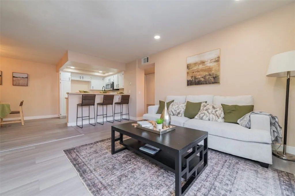 1309 W Mission Boulevard, #127