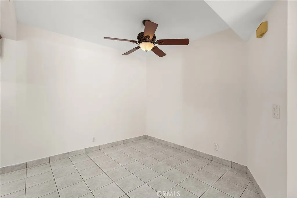 81 Carriage Way, #221