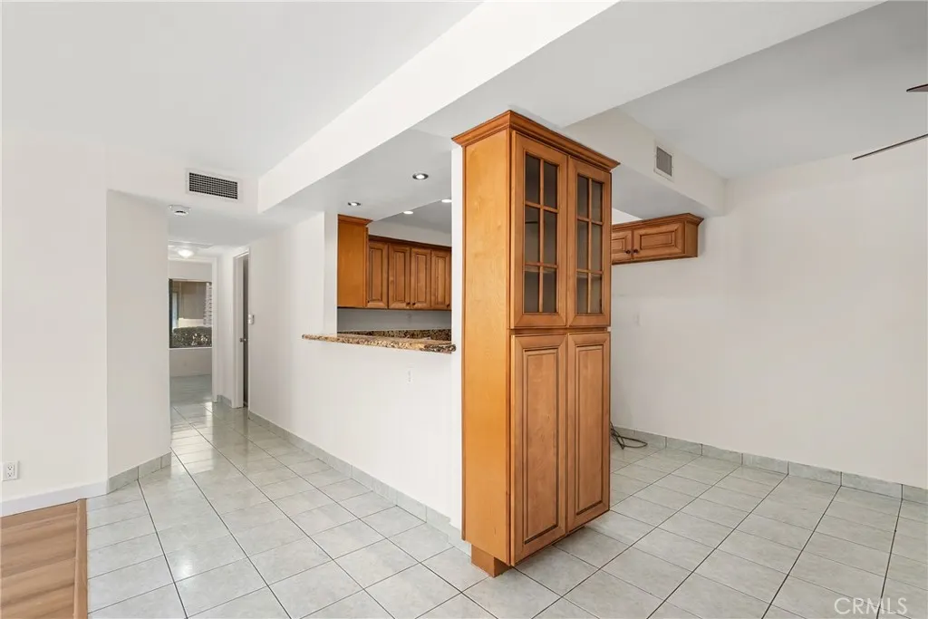 81 Carriage Way, #221