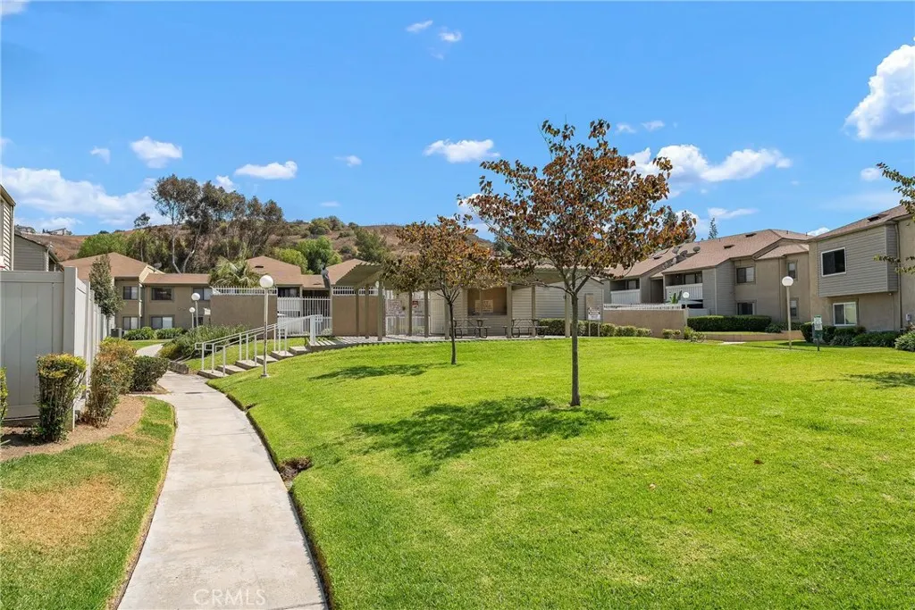 81 Carriage Way, #221