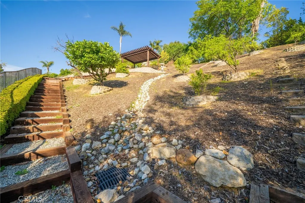 728 Beaverbrook Lane