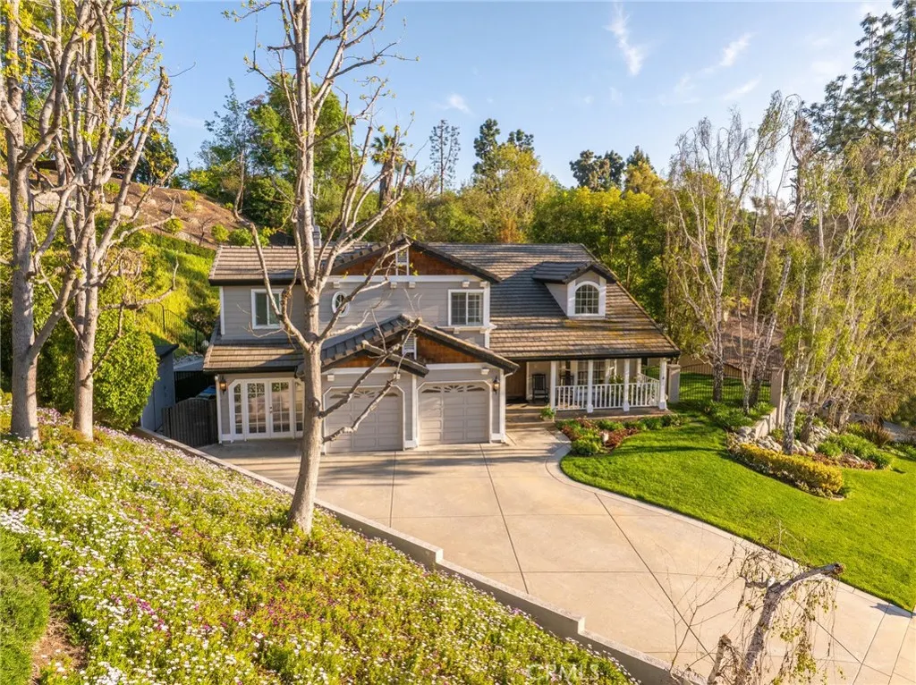 728 Beaverbrook Lane