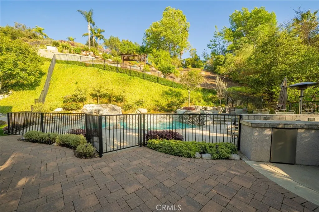 728 Beaverbrook Lane