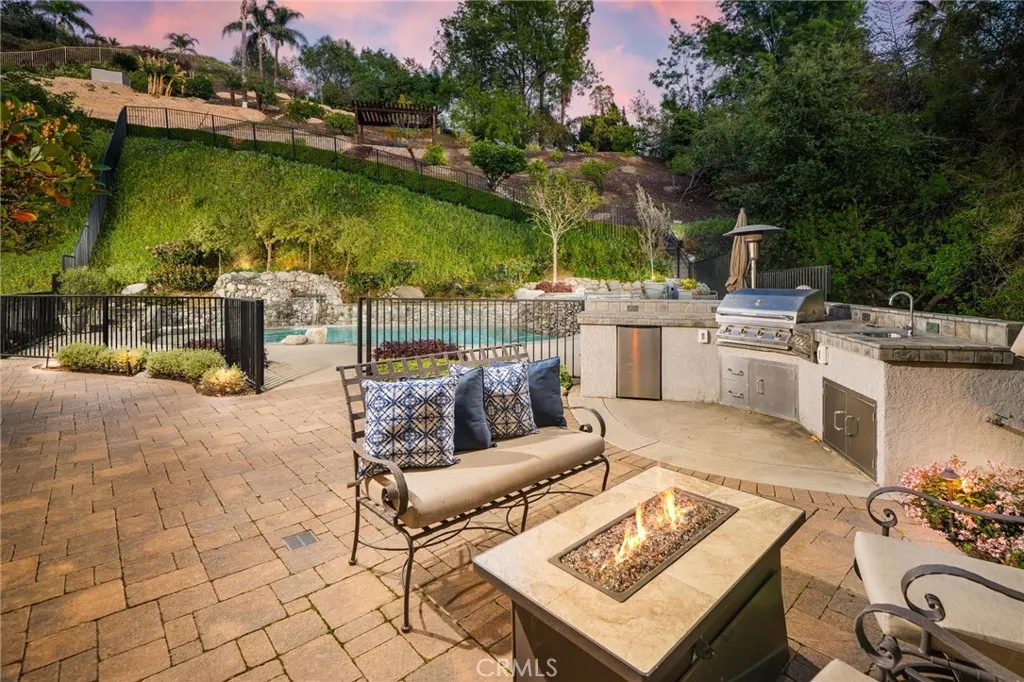 728 Beaverbrook Lane