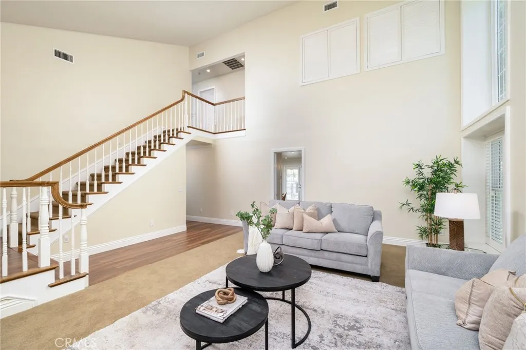 728 Beaverbrook Lane
