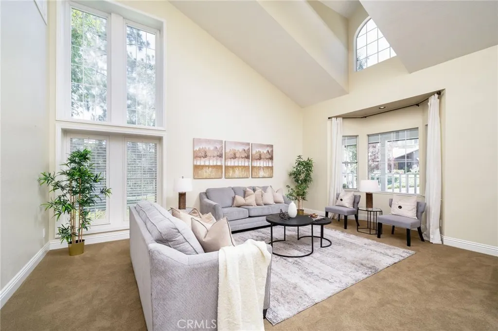 728 Beaverbrook Lane