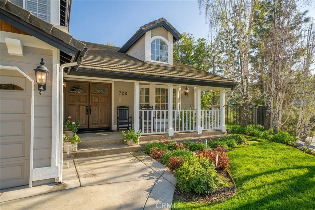 728 Beaverbrook Lane