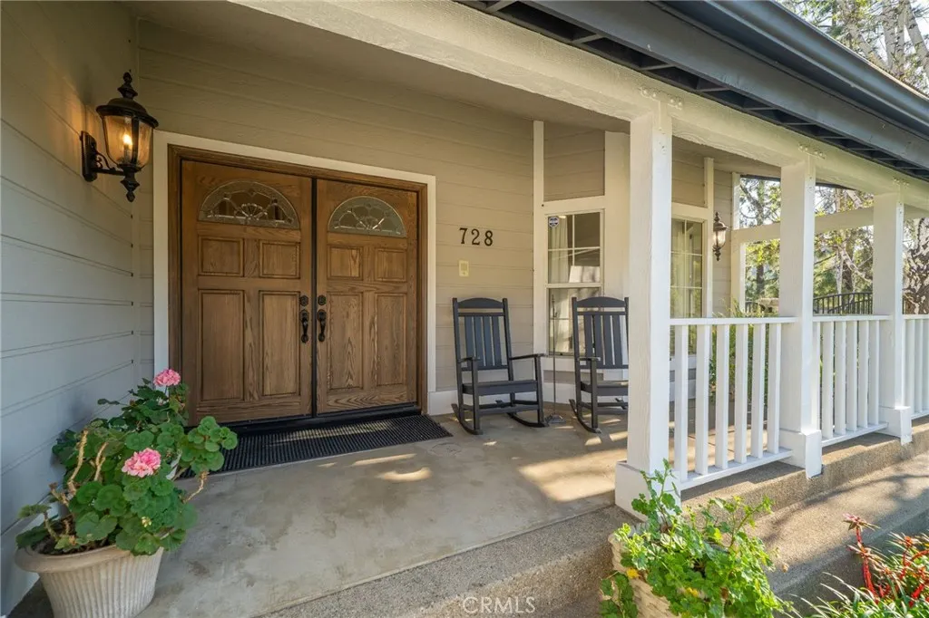 728 Beaverbrook Lane