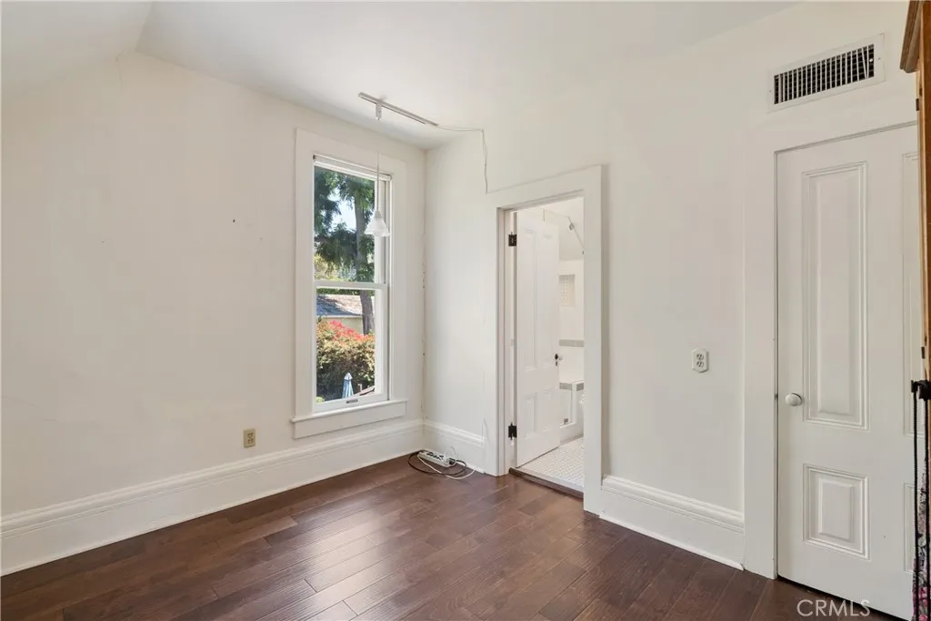 211 E Virginia Avenue