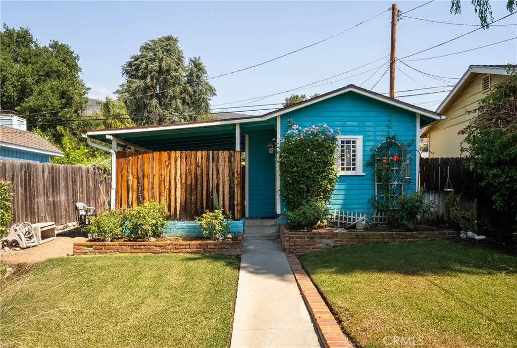 211 E Virginia Avenue
