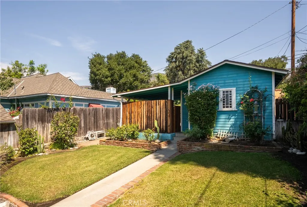 211 E Virginia Avenue