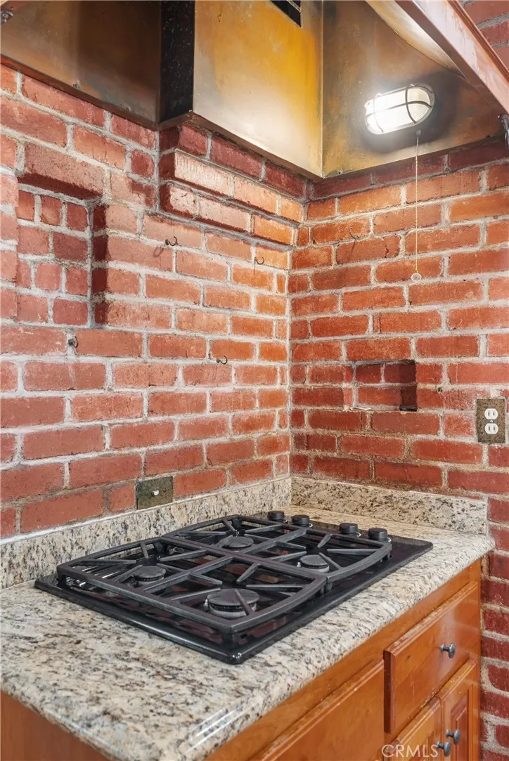 211 E Virginia Avenue