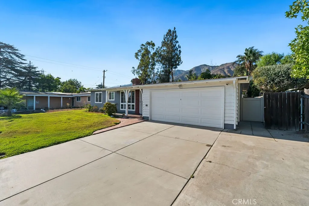 2953 Royal Oaks Drive
